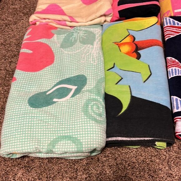 6 Piece Premium Beach Towel Bundle - Picture 4 of 5